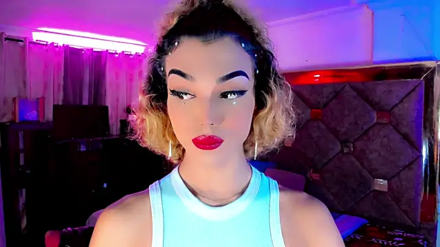 Snapshot of the-horus-girl chatting on October 2025 03:08:01 AM the-horus-girl online show from October 2025 03:08:01 AM