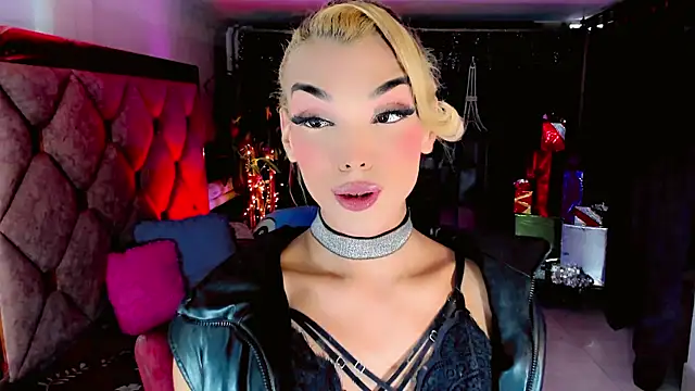 the-horus-girl online show from December 2025 10:06:02 PM