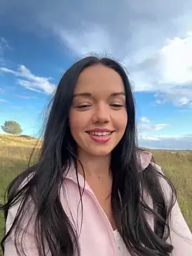 Snapshot of Vanesskaa chatting on September 2025 04:51:02 PM Vanesskaa online show from September 2025 04:51:02 PM