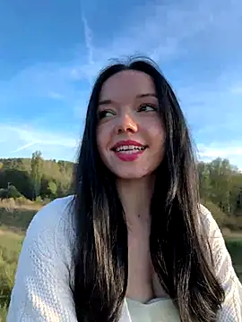 Snapshot of Vanesskaa chatting on October 2025 04:05:01 PM Vanesskaa online show from October 2025 04:05:01 PM