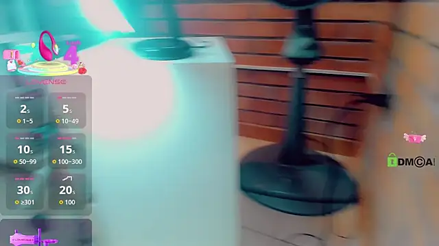 EmilyySaenz online show from September 2025 05:13:01 PM