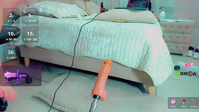 EmilyySaenz online show from September 2025 03:12:01 PM