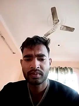 Snapshot of Jamesbonddeshi chatting on January 2025 03:23:02 AM Jamesbonddeshi online show from January 2025 03:23:02 AM