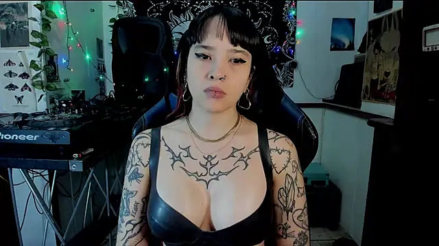 Demongirl6666 online show from March 2025 12:37:02 AM