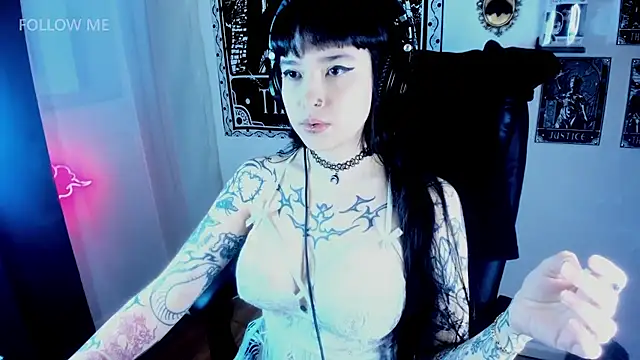 Demongirl6666 online show from December 2025 08:00:02 AM