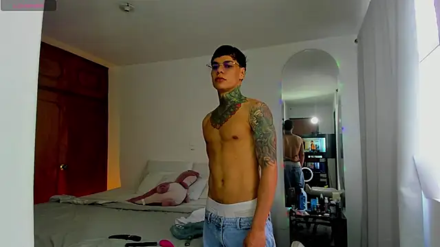 Jordyrodriiguez online show from January 2025 08:52:02 PM