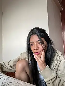 Liissa cute  online show from December 2024 04:28:01 PM