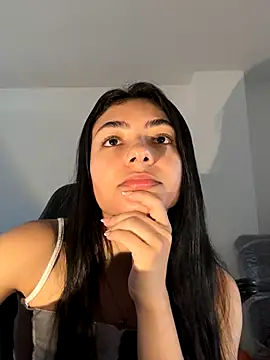 Liissa cute  online show from October 2025 06:19:01 PM