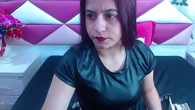 MariaClay online show from January 2025 12:17:01 PM