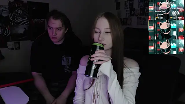 Snapshot of camcoupbang chatting on October 2025 11:46:01 PM camcoupbang online show from October 2025 11:46:01 PM