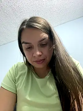 Nathaly00  online show from September 2025 04:51:02 AM