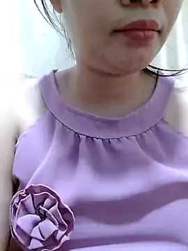 Snapshot of _Mira_69_ chatting on April 2026 01:42:02 AM Mira 69 online show from April 2026 01:42:02 AM