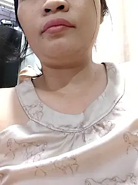 Snapshot of _Mira_69_ chatting on May 2026 11:31:02 AM Mira 69 online show from May 2026 11:31:02 AM