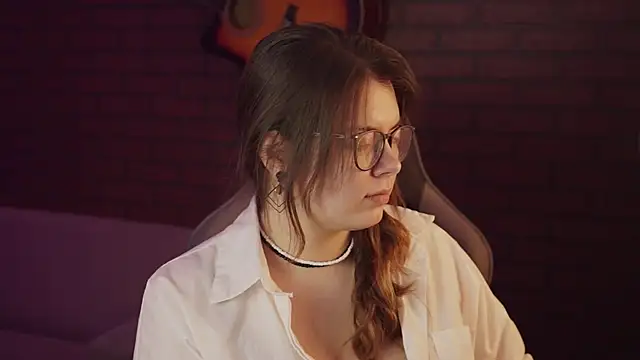 Snapshot of KeytSilvas chatting on January 2025 05:52:02 AM KeytSilvas online show from January 2025 05:52:02 AM