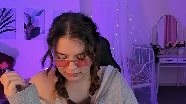 Snapshot of KeytSilvas chatting on February 2025 09:01:01 PM KeytSilvas online show from February 2025 09:01:01 PM