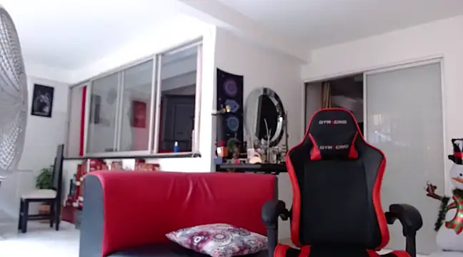 damiam fiery online show from December 2024 07:23:01 PM