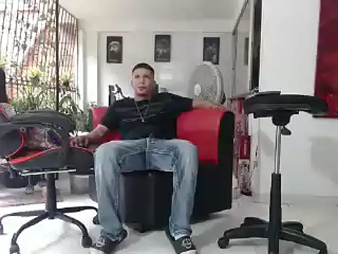 damiam fiery online show from December 2024 08:26:02 PM