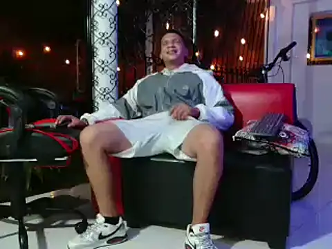 damiam fiery online show from February 2025 04:24:02 AM