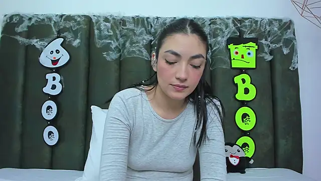 Snapshot of ThailyCherry chatting on October 2025 07:45:02 PM ThailyCherry online show from October 2025 07:45:02 PM