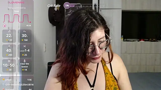 Snapshot of mariana124- chatting on March 2025 09:32:02 PM mariana124- online show from March 2025 09:32:02 PM