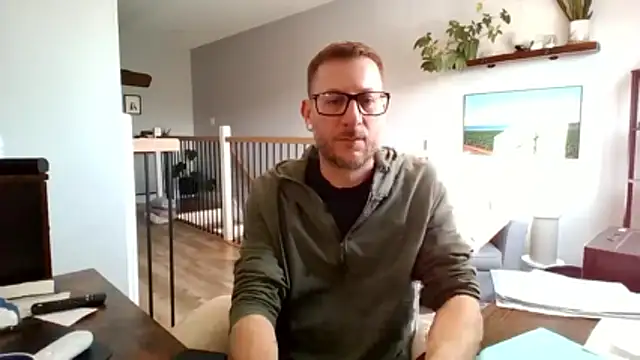 Bigdicktrav902 online show from April 2026 12:05:02 PM