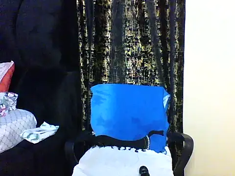 Candii wet  online show from September 2025 11:17:02 PM