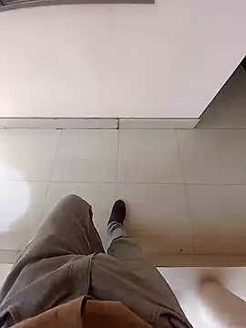 Snapshot of India_Dick8 chatting on March 2025 06:13:02 AM India Dick8 online show from March 2025 06:13:02 AM