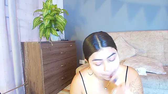 jade brunnette online show from July 2026 08:15:02 PM