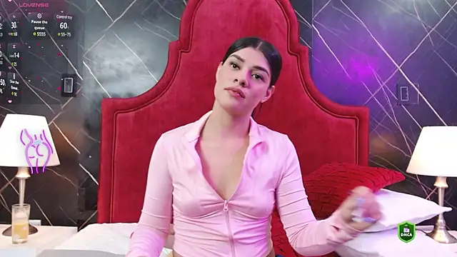 Snapshot of Maguy_Mistress chatting on March 2025 03:04:01 PM Maguy Mistress online show from March 2025 03:04:01 PM