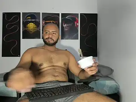 Hardboy latin online show from February 2025 01:14:02 AM