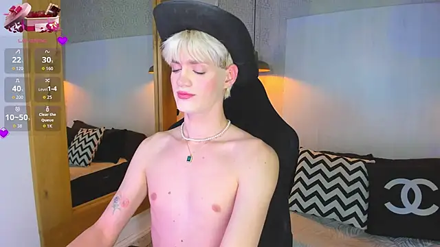 VladHellsing4 online show from March 2026 02:35:02 PM