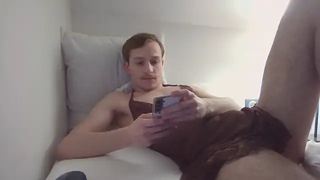 Snapshot of Sissy_clem59 chatting on February 2026 09:45:01 PM Sissy clem59 online show from February 2026 09:45:01 PM