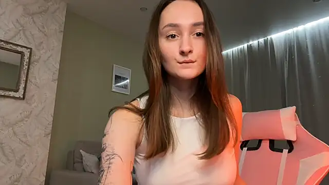 Eva Eva  online show from December 2024 10:02:02 PM