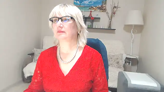 FleurMays online show from March 2025 01:06:01 PM