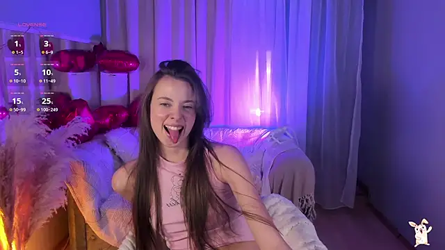 Snapshot of Goldy_Grace_ chatting on February 2025 06:16:01 PM Goldy Grace  online show from February 2025 06:16:01 PM