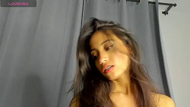 Loren parissi online show from March 2026 03:44:01 AM