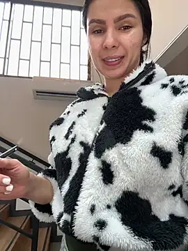 SofiaG  online show from January 2025 12:52:01 PM