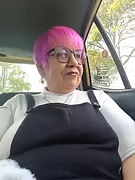 Snapshot of maturehot_65 chatting on November 2025 06:56:02 PM maturehot 65 online show from November 2025 06:56:02 PM