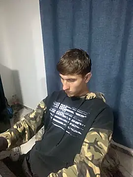 oliver Lz online show from October 2025 12:21:02 AM