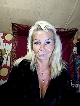 Snapshot of CassandraSandra44 chatting on October 2025 05:46:02 PM CassandraSandra44 online show from October 2025 05:46:02 PM