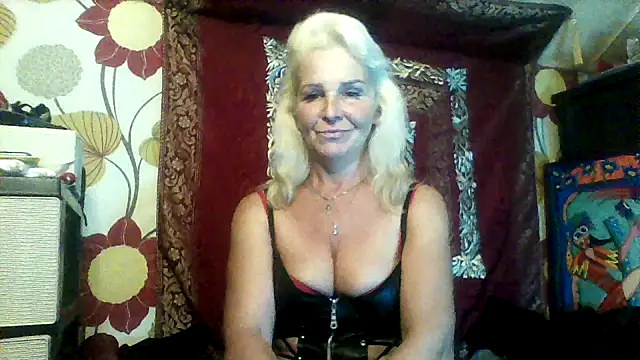 Snapshot of CassandraSandra44 chatting on November 2025 05:01:02 PM CassandraSandra44 online show from November 2025 05:01:02 PM