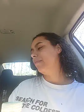 cinnaminnie online show from March 2025 03:50:02 PM