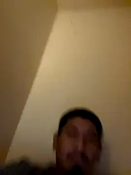 twohightwonut805 online show from December 2025 10:57:01 AM