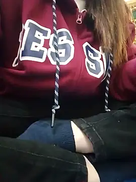 JasminePham online show from December 2024 01:04:02 AM