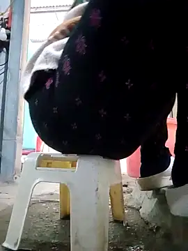 JasminePham online show from January 2025 12:53:02 AM