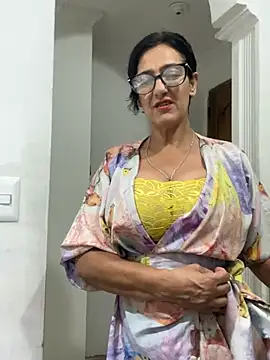 anastasia and jordan online show from July 2026 07:01:01 AM