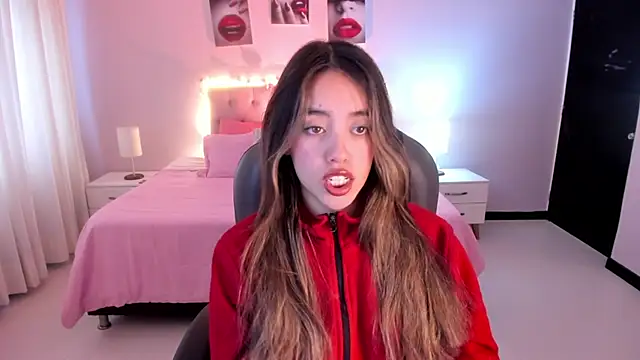  Charlotte evans 1 online show from February 2026 02:26:02 PM