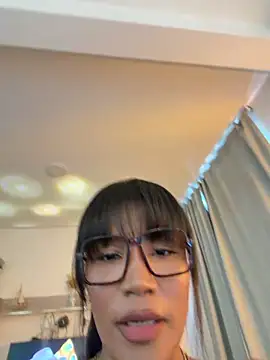 Jessie-pradoo online show from May 2026 09:23:01 PM