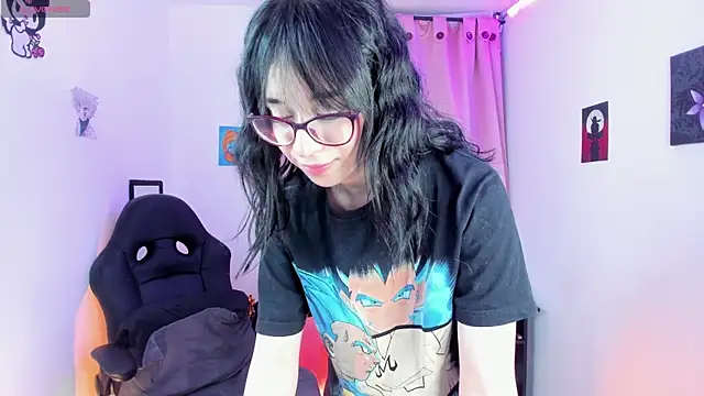 Snapshot of indra_cam chatting on March 2025 06:51:02 AM indra cam online show from March 2025 06:51:02 AM