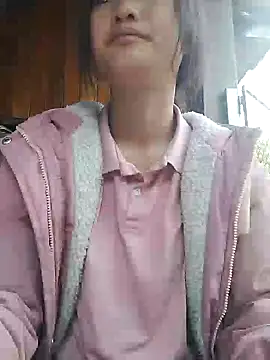 Snapshot of lytamye chatting on March 2025 02:38:02 AM lytamye online show from March 2025 02:38:02 AM